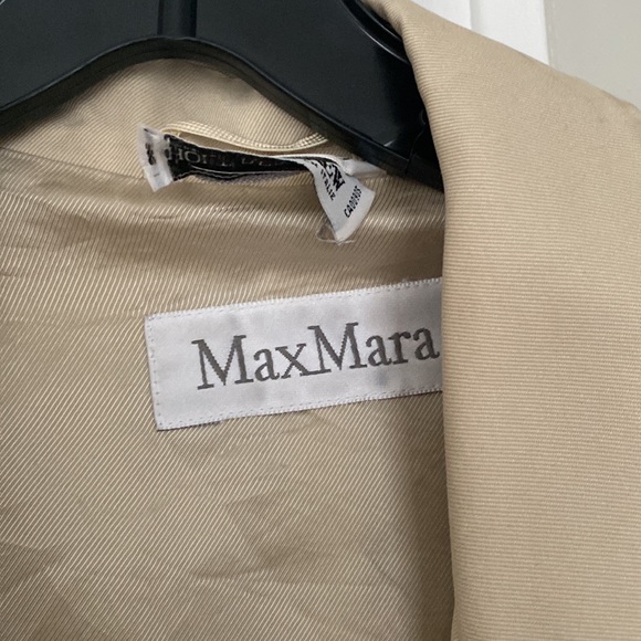 Max Mara light weight trench coat - Picture 2 of 7
